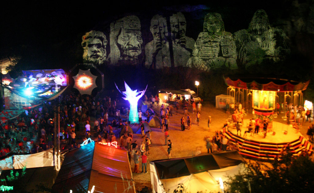 paradise11_pano_SA_web